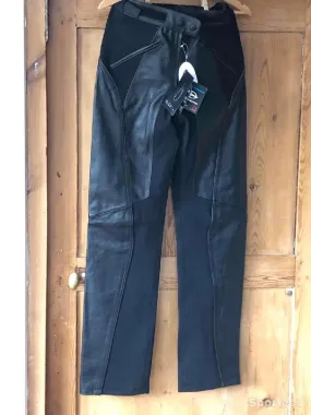Vend pantalon moto Richa taille 38 neuf Ajouté le : 11/04/2023